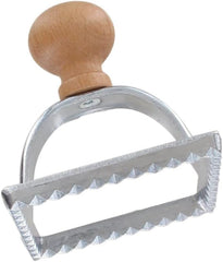 Fackelmann 40922 Boîte à raviolis carrée, 6,9 x 6,9 x 7,5 cm