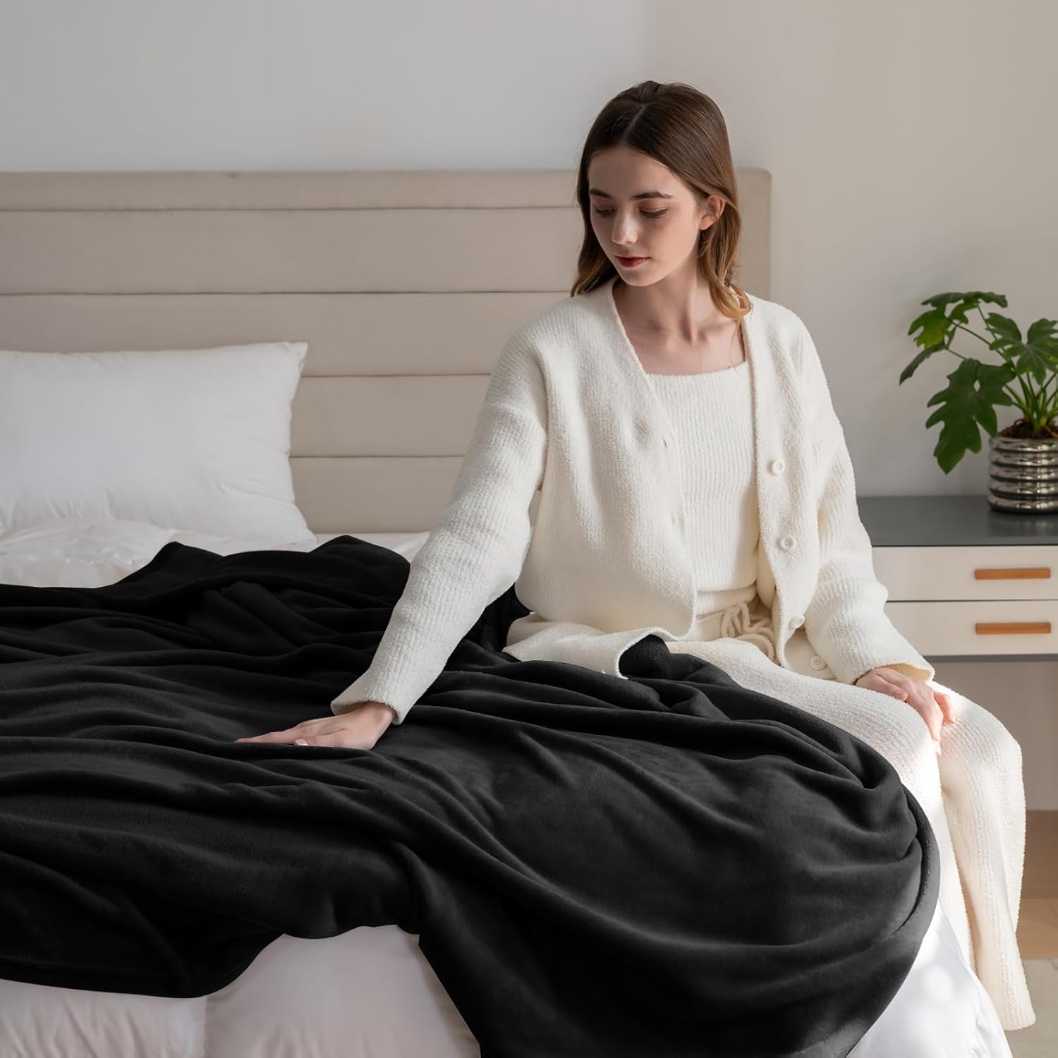 Pătură confortabilă Pătură pufoasă din fleece 130 X 150 cm Pături de pat Pătură de canapea Pături moi mari și aruncări pentru adulți Aruncări pentru canapele Cald Lavabil la mașină Negru Paturi si Cuverturi Good Nite