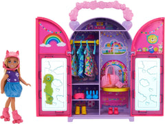 Barbie Chelsea Poupée et armoire de jeu avec vêtements et accessoires, ensemble de 17 pièces, pliable pour le jeu de voyage et le rangement, HXN03 Naty Shop Dolls Titre par défaut