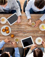 Kenner 1000g | Grains de café suisses de qualité supérieure pour machines à café entièrement automatiques | Café aromatique Schümli aux notes de noix et de caramel | Mélange équilibré Arabica-Robusta | Frit en Suisse