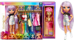 Rainbow High 571049 Fashion Studio - Exklusive Puppe mit Kleidung, Accessoires & 2 Funkelnden Perücken - Schaffen Sie 300+ Looks!
