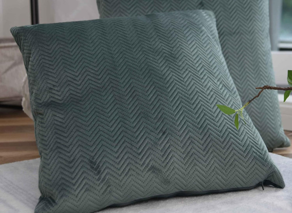 Oreiller de boîte à rideaux Oreiller décoratif Lxw 45X45 cm Jacquard vert "Greta" avec motif à chevrons Entretien facile Fermeture à glissière Remplissage doux 320G - Variété de couleurs, 2023510 Oreillers de voyage Naty Shop Cordialement