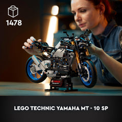 LEGO 42159 Technic Yamaha MT-10 SP Kit de modèle de moto pour adultes, modèle de véhicule authentique à moteur 4 cylindres, direction fonctionnelle et application AR, cadeau pour hommes et femmes Kits de construction Besuche den LEGO-Store
