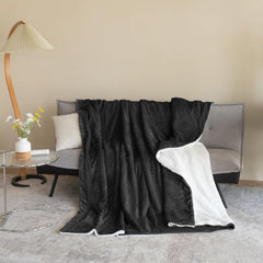 Couverture douillette 150 x 200 cm en polaire noire - Couverture Sherpa de vie - Couverture de canapé chaude et douce pour l'hiver (noir, 150 x 200 cm) Good Nite Beds and Couvertures