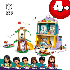 Ensemble de jeu LEGO Friends Heartlake City pour la maternelle, pour filles et garçons de 4 ans, jeu de rôle créatif avec 2 figurines et 4 micro-figurines, jouet de développement social 42636 Ensembles de construction Besuche den LEGO-Store