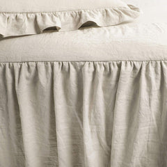 Lush Decor Parure de lit 3 pièces avec jupe à volants et détails de volants élégants et charmants - Style intemporel et design classique - Doux et léger - King size - Lits et édredons Lush Decor