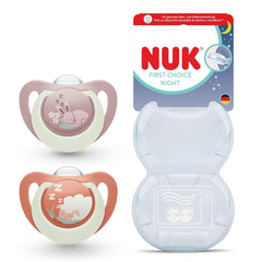 NUK First Choice Sucette de nuit pour bébés | 6-18 mois | Sucettes orthodontiques qui brillent dans le noir | Apaise 99% des bébés** | Lapin/Mouton | Pack 0-2