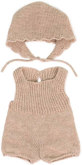 Ensemble de vêtements Strick pour poupées Miniland, en matériaux recyclés, pour chiots de 38 cm. Modèle : Trampler und Mütze, 31688, beige