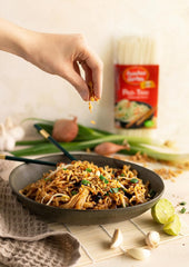 Bamboo Garden - Bâtonnets de nouilles de riz Pad Thai, pour les plats de nouilles traditionnels comme le Pad-Thai, végétalien, 1 x 300 g (la conception de l'emballage peut varier)