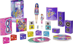 Barbie GXJ88 - Fête surprise de révélation de couleurs, +50 surprises : 1 poupée, 1 poupée Chelsea, 2 animaux, 6 changements de couleur, accessoires et plus encore, ensemble de soirée dansante, cadeau jouet pour enfants de 3 ans et plus