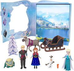 Mattel DISNEY Frozen - Ensemble de conte de fées avec 6 figurines ludiques préférées, emballage interactif et accessoires pour enfants, HLX04