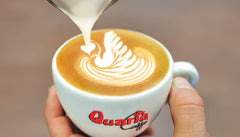 Grains Quarta Caffè Sorte Rossa – Café Arabica et robuste, 250 g, arôme fort et énergique – 10 paquets de 250 g chacun. Produit dans les Pouilles, Salento