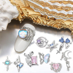 16 Style Luxus Mond Stern Nagel Charms 3D Nail Charms Y2K Legierung Strasssteine Bogen Schmetterling Nagel Schmuck Metall Nail Art Charms Nägel Glitzersteine Nailart Strass Nageldesign Zubehör