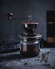 Espresso n°5 - Mélange Arabica de coffee858 (320g). Pur mélange d'Arabica du Brésil 45%, du Honduras 20%, du Guatemala 20% et d'Ethiopie 15%.