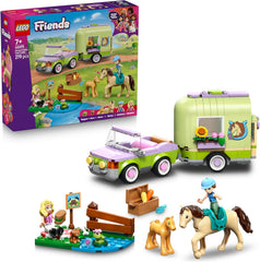LEGO Friends Pferd and Fohlen mit Pferdeanhänger - Pferde Spielset mit Pflegezubehör, 4 Tierfiguren, Auto & 2 Mini Puppen - Geschenkeidee zum Geburtstag für Mädchen ab 7 Jahren - 42695