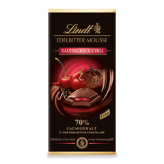 Mousse au chocolat noir Lindt avec piment et cerises | Barre 150g | Avec 70% de cacao et garniture de mousse au chocolat noir et piment cerise | Barre de chocolat | Chocolat noir