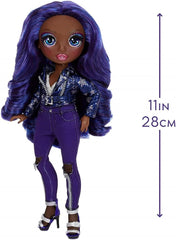 Poupée Rainbow High Fashion – Kristal Bailey – Poupée indigo avec 2 tenues de luxe – Comprend des accessoires et un support pour poupée série 2 – Excellent cadeau pour les enfants et les collectionneurs à partir de 6 ans