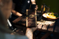 VietBeans 100% Arabica Whole Kaffeebohnen - Espresso Beans säurearm - Fruchtiger Hochlandkaffee mit Nebennote Karamell und Honig - Leicht bittere Süße - 250g