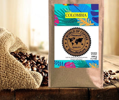 1 kg de grains de café naturels 100% Arabica - origine exclusive de Colombie - récompensé par 82 points par la Specialty Coffee Association (SCA) - pour son arôme, son goût et son excellence