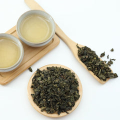 Thé Oolong Tie Guan Yin de Teavista - Thé Oolong chinois de qualité supérieure (Tieguanyin), 100 g | Il favorise la digestion et augmente l'énergie