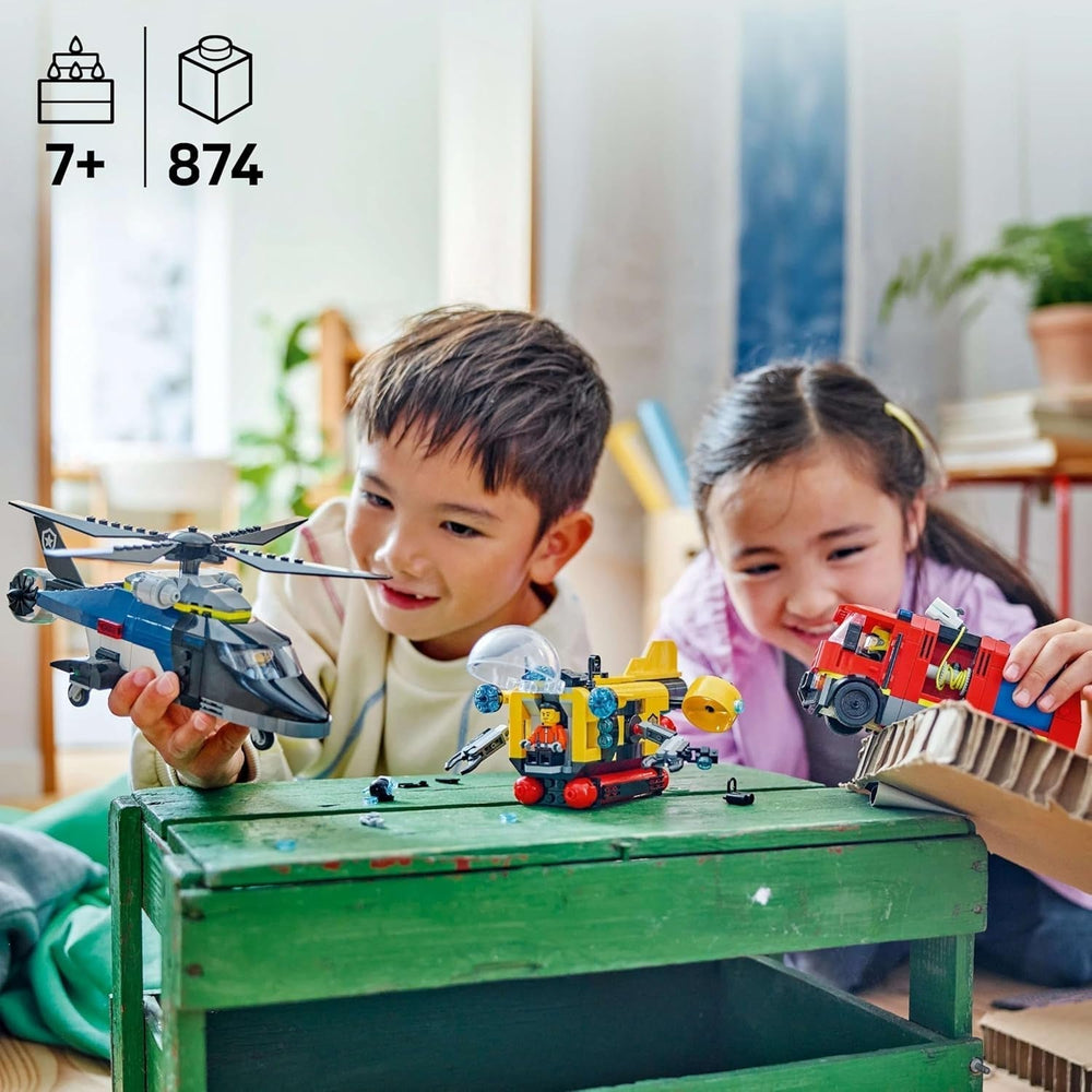 LEGO City Combo Set avec hélicoptère, voiture du lion et sous-marin et 3 figurines - Véhicules jouets à construire pour garçons et filles à partir de 7 ans - Cadeau d'anniversaire et de vacances 60462 Jeux de construction Besuche den LEGO-Store
