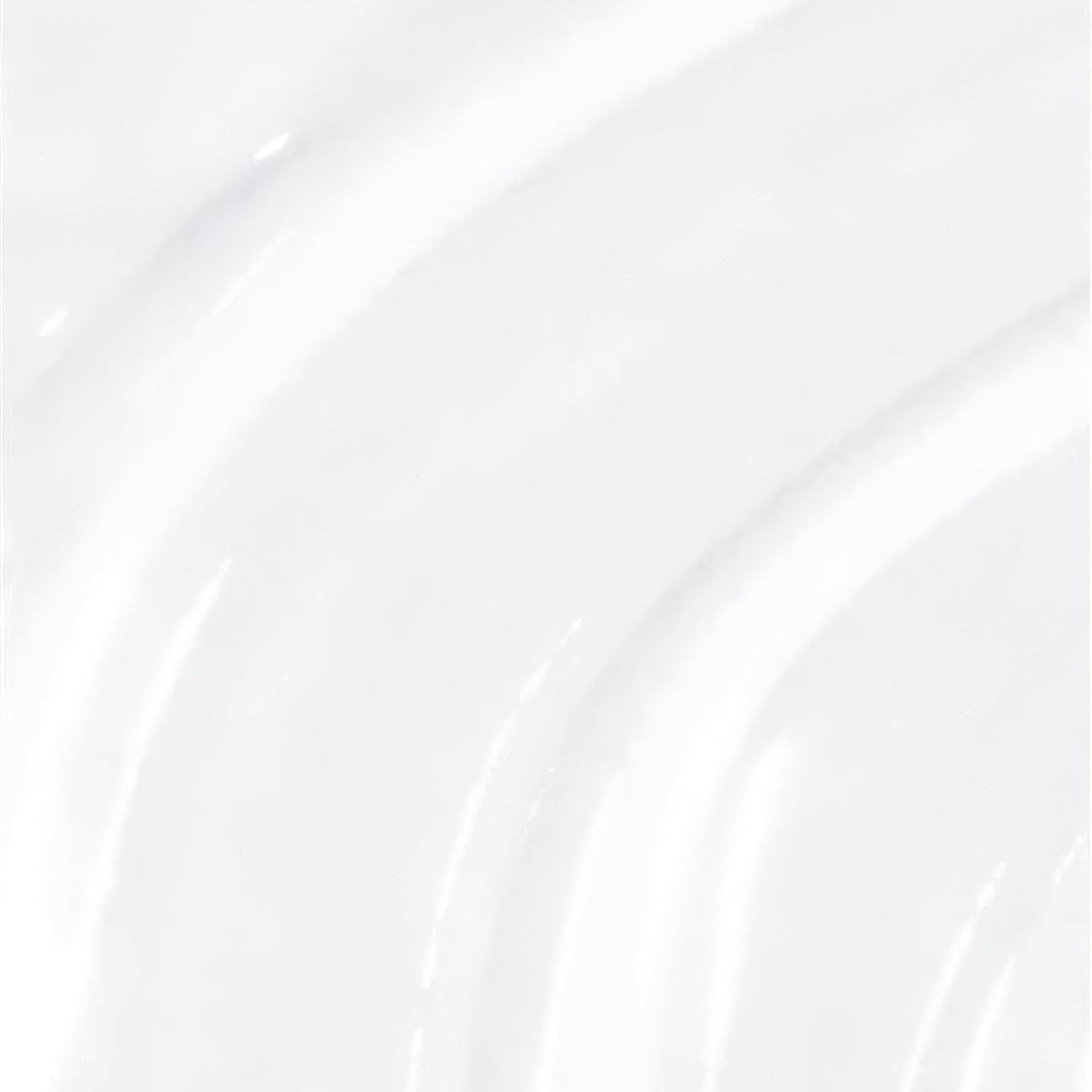 OPI Nature Strong Base & Top Coat – formulă vegană cu ingrediente naturale – bază și top coat inspirate din îngrijirea pielii pentru unghii cu aspect sănătos instantaneu