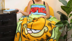 Couverture à suspendre Silver Buffalo Garfield, polaire, 114,3 x 152,4 cm Silver Buffalo Beds and Blankets