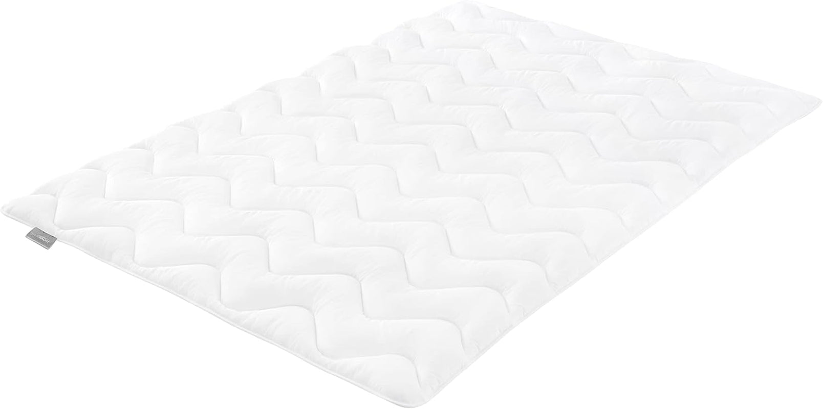 Couette d'été légère Traumnacht 155X220 Cm, couette anti-allergique, spécialement pour l'été, avec housse en microfibre douce et confortable, certifiée Oeko Tex, produite selon la norme de qualité allemande Couettes et couettes Naty Shop