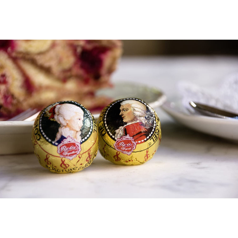 Rebel, Duet Mozart Kugeln, pack de 2, boules Mozart au chocolat noir fourrées à la pistache et pâte d'amande, nougat aux amandes et noisettes, 40g (2 boules Mozart)