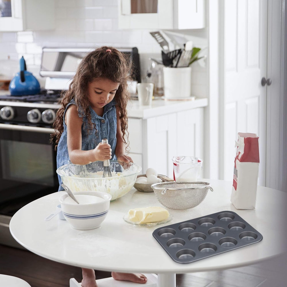 Relaxdays Muffinform, 2Er Set, 12Er Muffinbleche, Antihaftbeschichte, Carbonstahl, Muffins & Cupcakes, Ø 6,5 Cm, Blé, 10030825 Moules et plaques pour pâtisserie Naty Shop