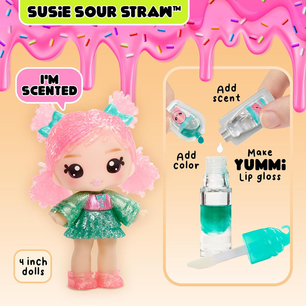 Yummiland Poupée de brillant à lèvres – Susie Sour Straw – Comprend un kit de brillant à lèvres DIY, adapté aux enfants de 4 ans et plus, série 2