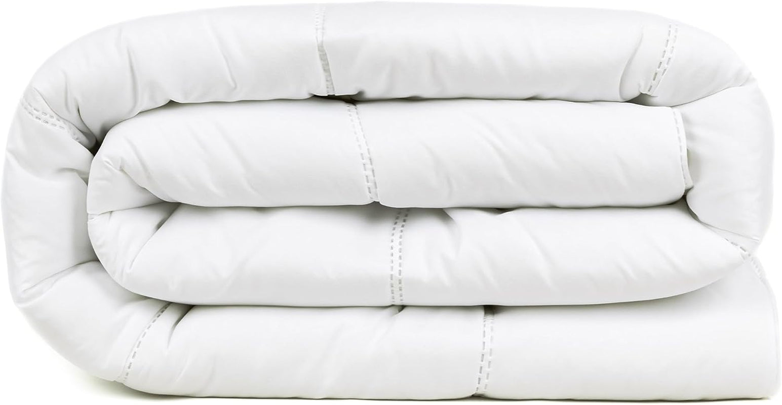 Plapuma TRAMAS+ 200 Gr/M² pentru paturi din fibre goale siliconizate - 150X220 Cm - Certificată Oeko Tex - Albă, moale, caldă, minimalistă - Pat 90 Cm Plapumi si pilote Naty Shop 180X220 Cm