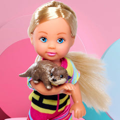 Simba Evi Love Kayak, Spielpuppe Macht eine Kajaktour, mit passender Bekleidung, Helm, Paddel, Sonnenbrille und Otter, 12cm, ab 3 Jahren