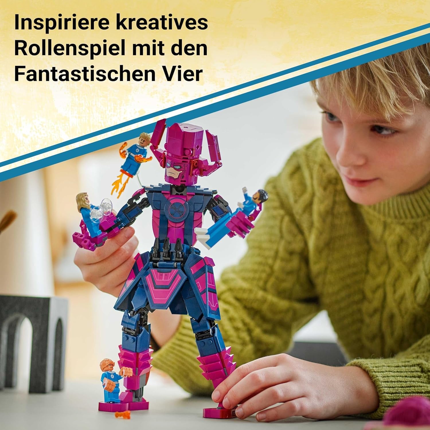 LEGO ǀ Marvel Les Quatre Fantastiques contre. Galactus Baufigur - Bauset mit Superhelden - Jeu avec The Thing, Invisible Woman et Human Torch - Créations créatives pour les jeunes et les filles - 76316