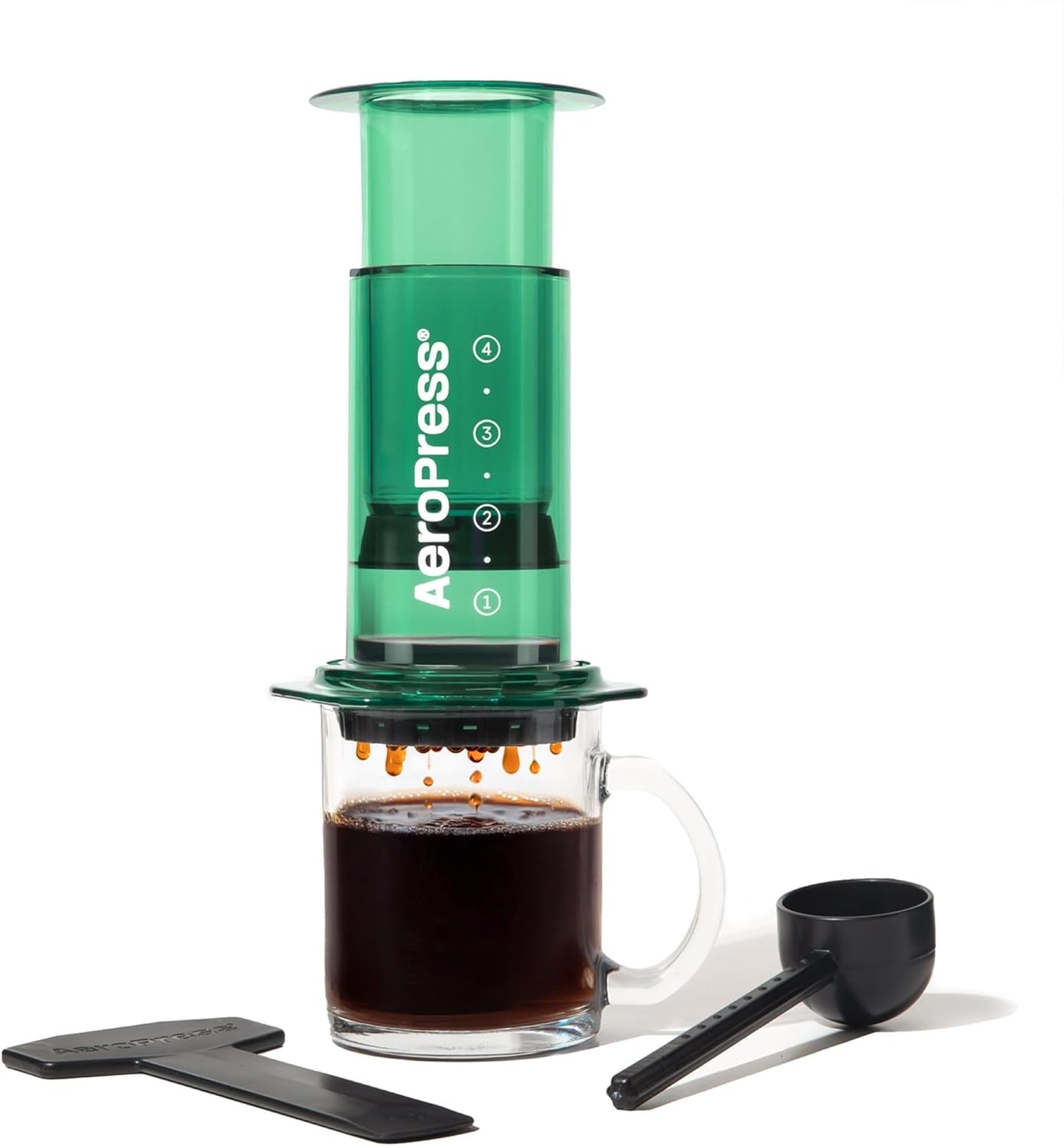 Machine à café et expresso originale AeroPress, cafetière portable de niveau Barista avec chambre, piston et filtres, machine à café et expresso rapide