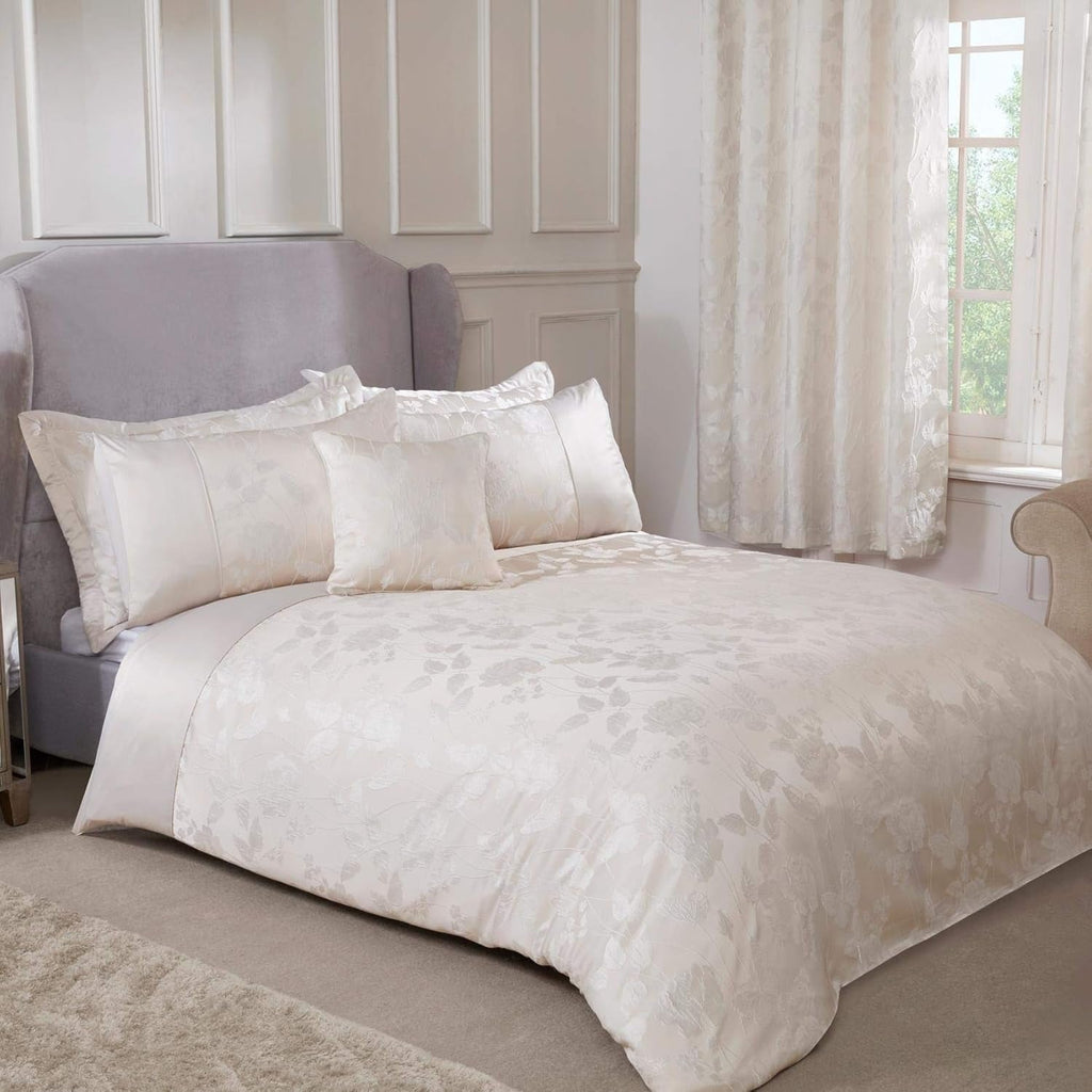 Plapumă Emma Barclay Butterfly Meadow pentru pat king-size, 100% poliester, culoare crem Plapumi si pilote Naty Shop