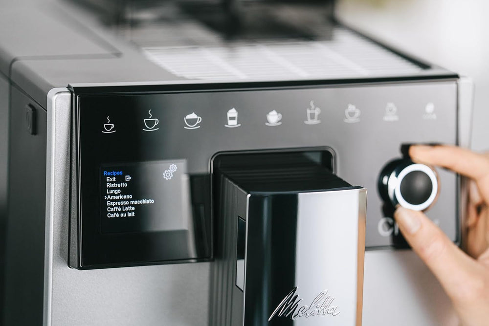 Melitta CI Touch - Machine à expresso entièrement automatique avec système de lait, machine à expresso avec moulin à café intégré et mousseur à lait, par ex. pour expresso ou cappuccino, argent