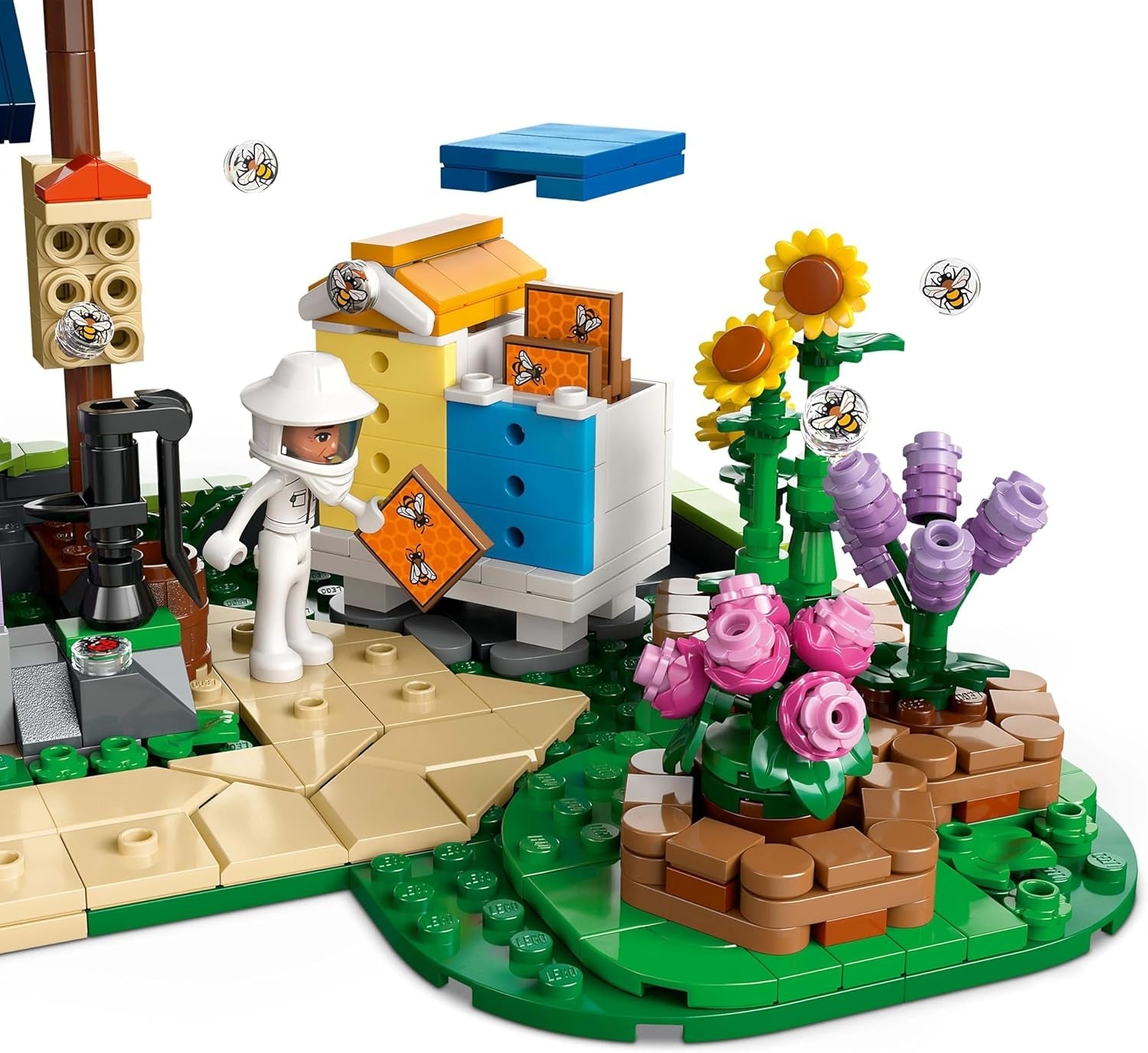 LEGO Friends House and Flower Garden L'Apiculteur Ensemble de construction Nature Playset Cadeau pour les filles de 12 ans et plus Ensemble de modèles à construire 4 figurines et figurines d'animaux Chat et lapin 42669 Jeux de construction Besuche den LEGO-Store