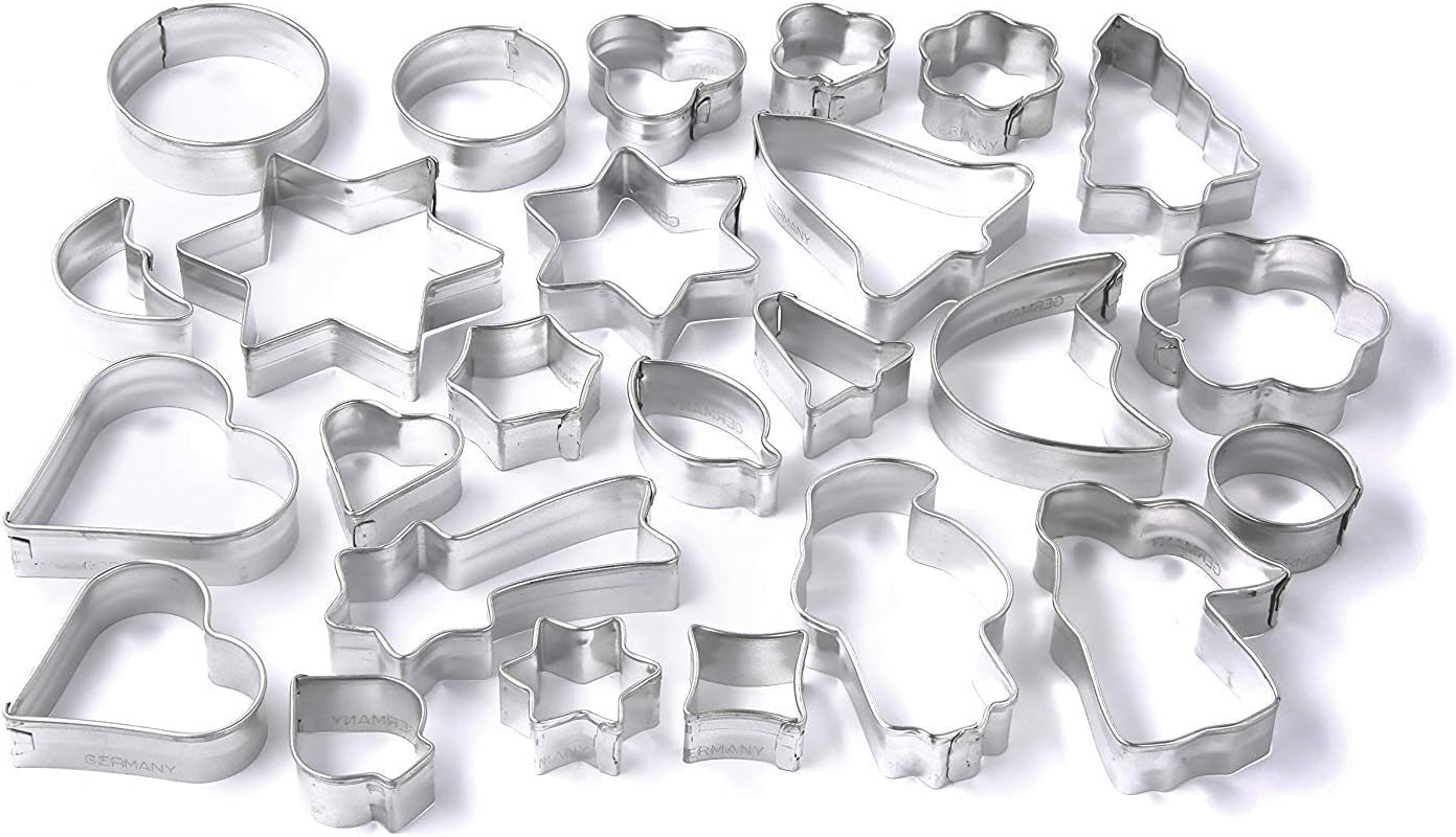 Zenker Lot de 25 moules à biscuits pour pâtisserie, biscuits et fondants, moules à biscuits de différentes tailles et différents designs Quantité : 1 x 25 pièces Couleur : argent