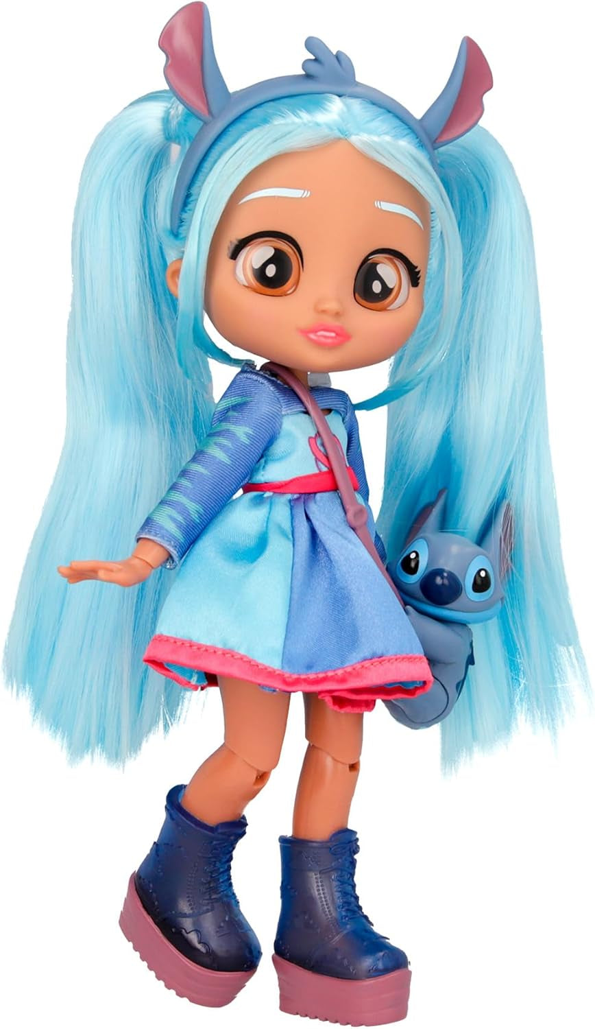 BFF by Cry Babies Disney Stitch, BFF Fashion Doll dans une tenue Stitch et des accessoires, y compris des accessoires de style, des jeux et des accessoires pour les enfants de 3 ans