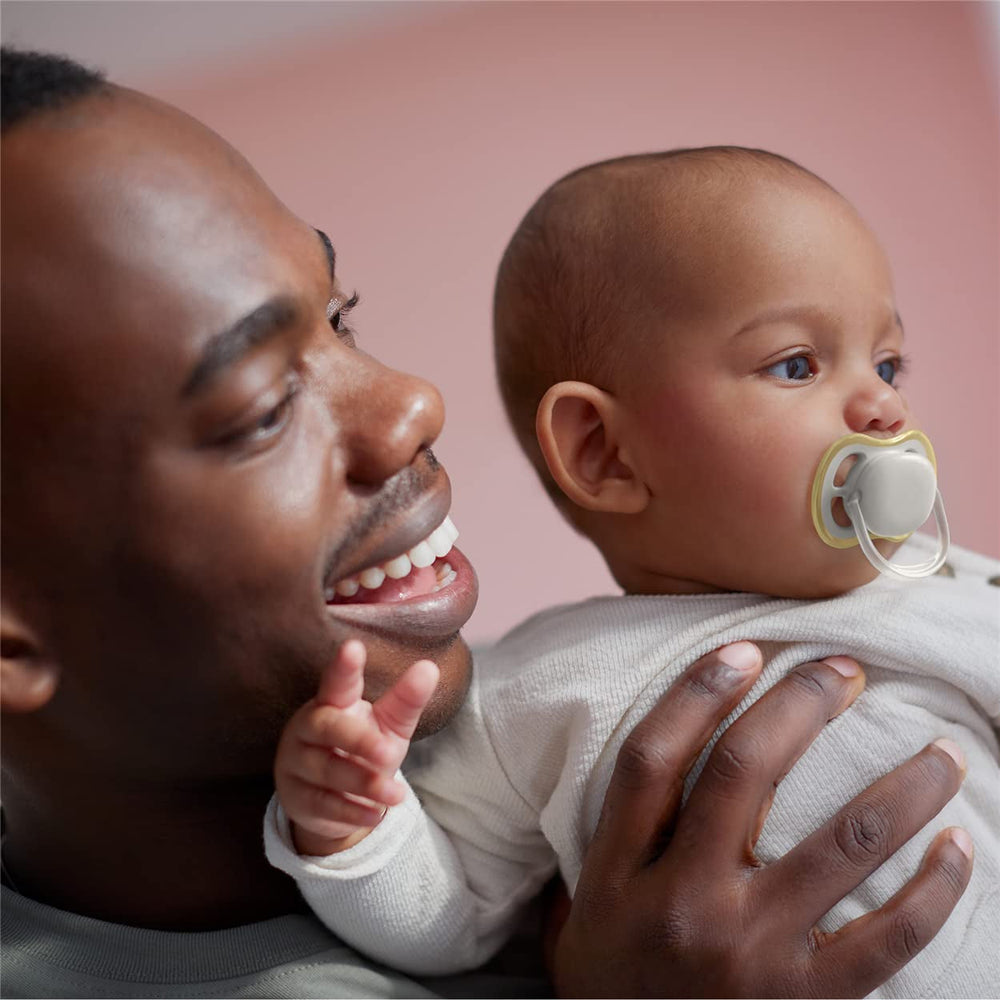 Philips Avent Ultra Air Sucettes Pack de 2 - Sucettes au Bisphénol A pour Bébés de 0 à 6 Mois (Modèle SCF085/15) Marron/Vert