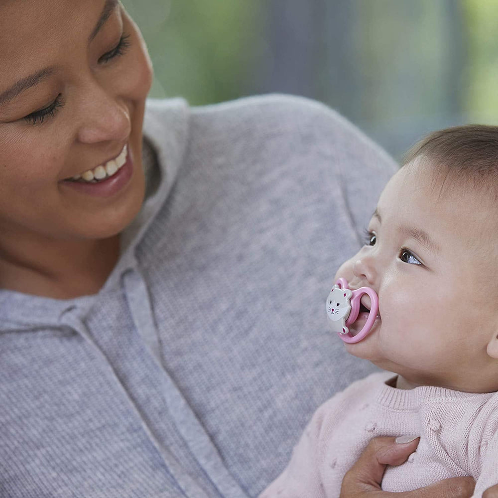 NUK Space Sucette pour bébé 6-18 mois, très grandes ouvertures pour peaux sensibles, silicone sans BPA, motif zèbre, lot de 2