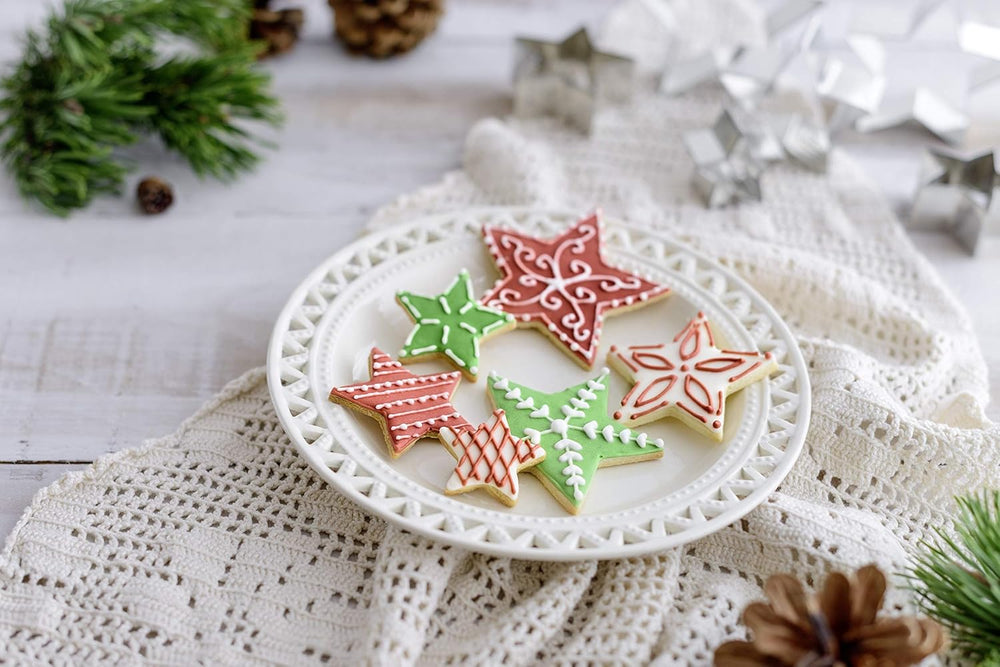 Dr. Oetker Lot de 6 emporte-pièces en forme d'étoile, emporte-pièces de Noël, emporte-pièces et emporte-pièces pour terrasse, motifs de différentes tailles, quantité : 1 x 6 pièces.