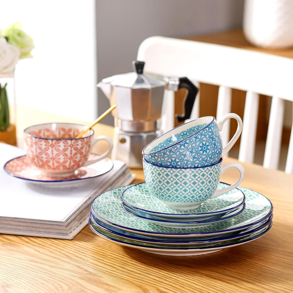 Vancasso Macaron Service à café en porcelaine, service à café coloré 12 pièces pour 4 à 12 personnes, ensemble de tasses, comprend des tasses à café, des soucoupes et des assiettes à dessert