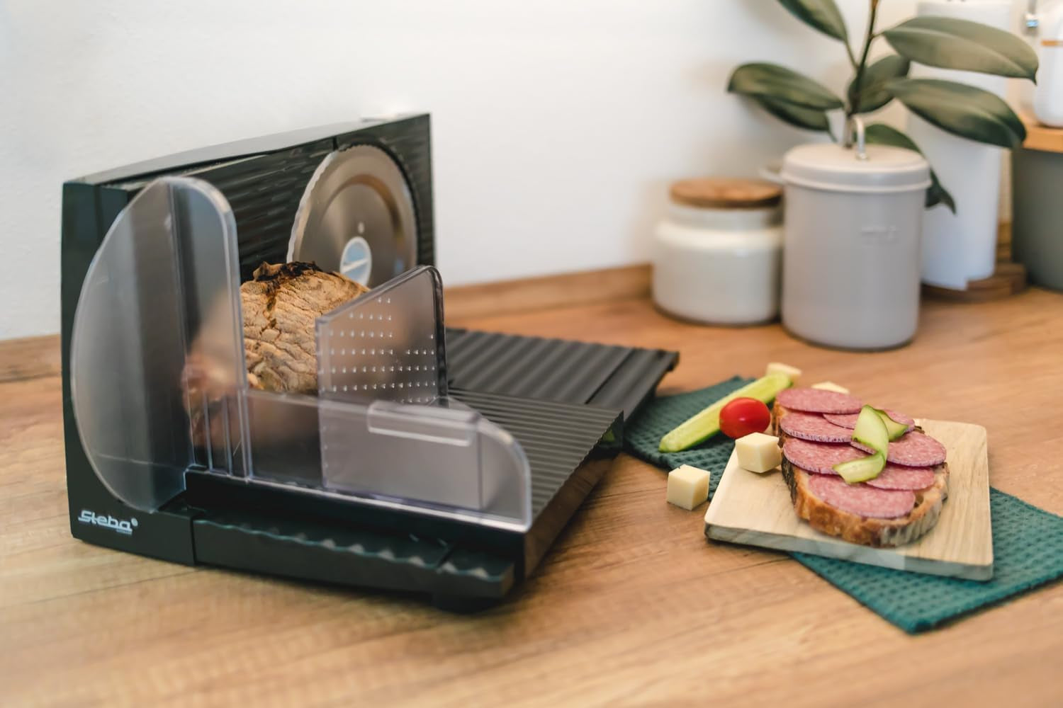 Trancheuse multifonctionnelle Steba, épaisseur de coupe réglable jusqu'à 17 mm, protection des mains Trancheuses Rasnite et Naty Shop