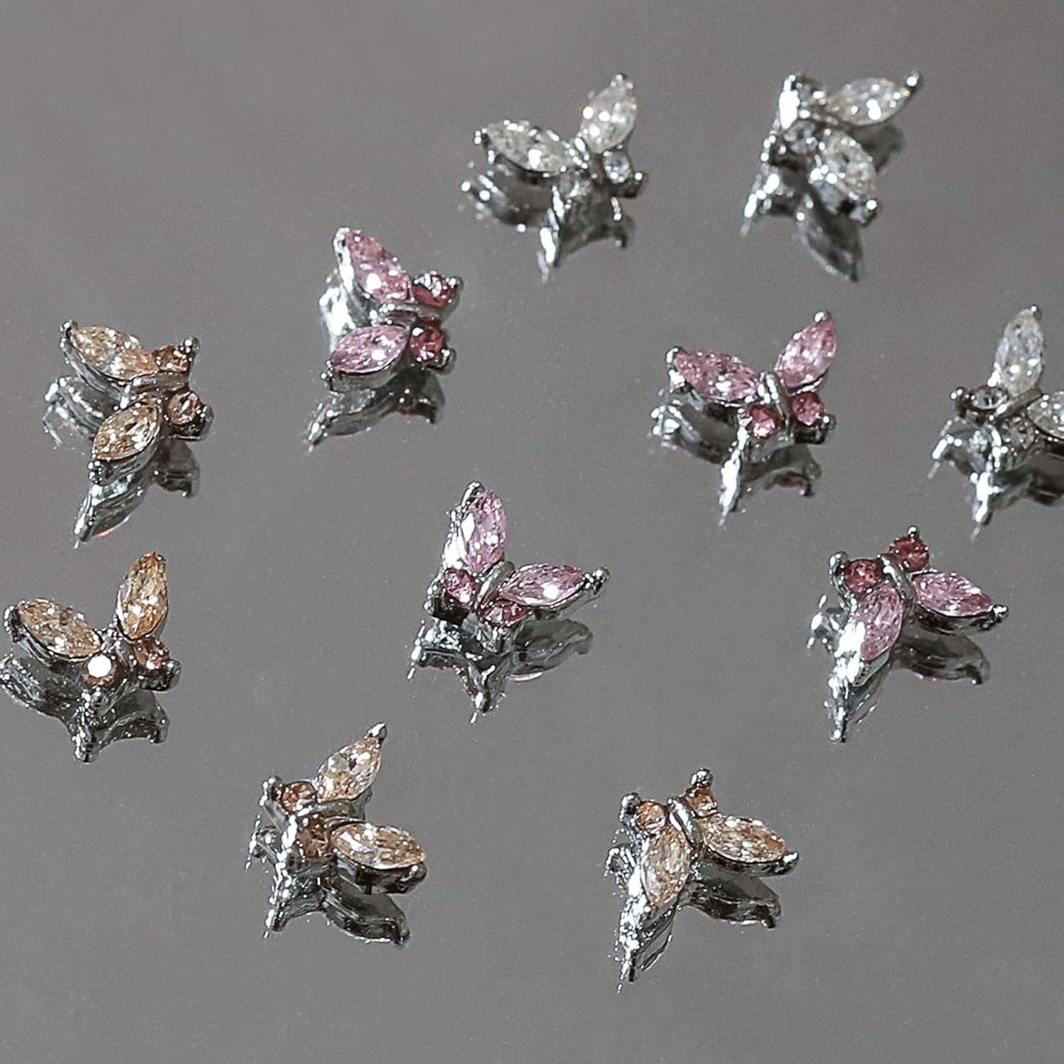 Mini fluture zirconiu unghii brelocuri Y2K alb șampanie roz stras cristal fluturi brelocuri unghii 3D fluture design unghii brelocuri fluturi unghii decorare unghii artă brelocuri accesorii unghii