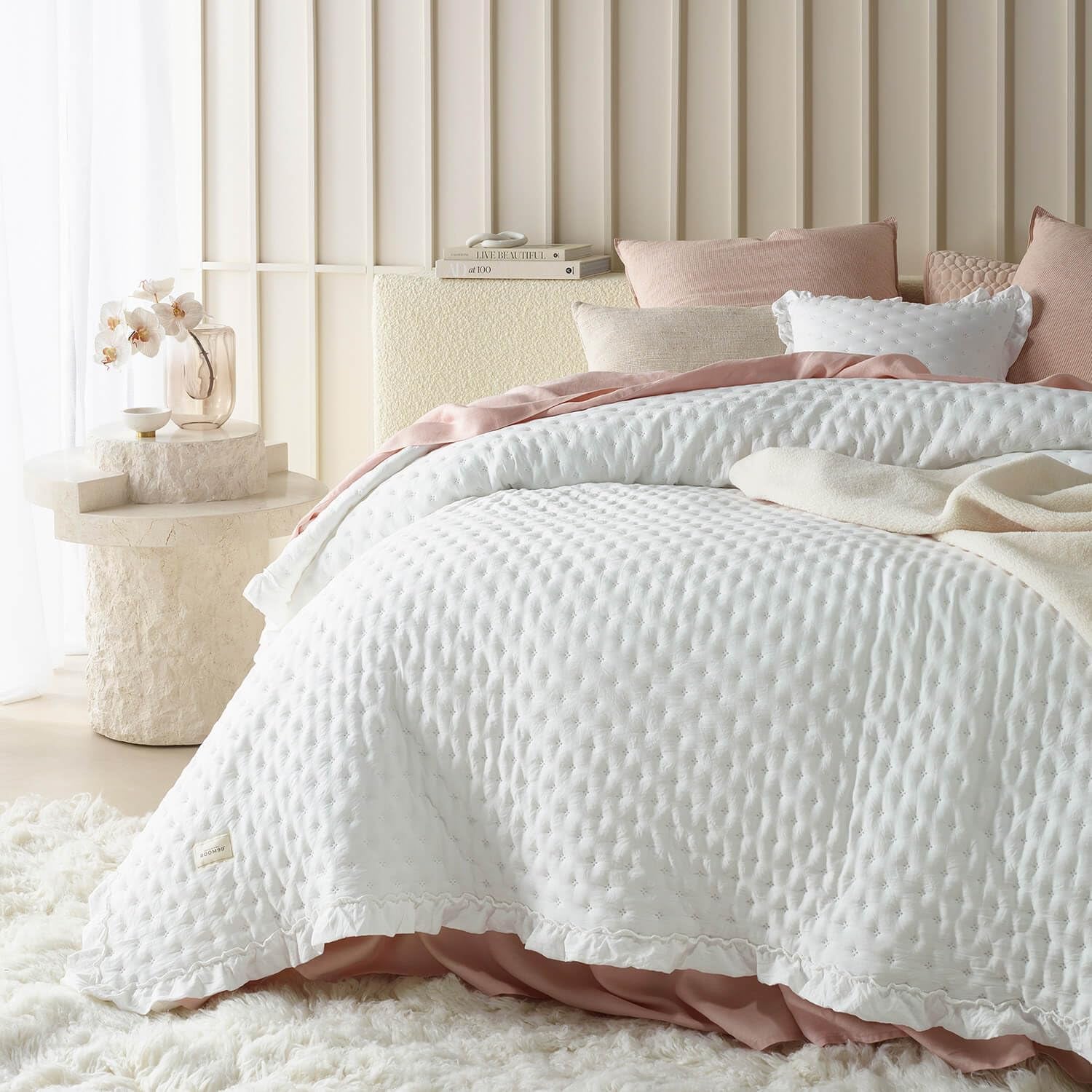 Molly Couvre-lit élégant en blanc 220 X 240 Cm Couvre-lit polyvalent comme couvre-lit ou jeté de canapé Couverture pour lit et canapé Style couverture Idéal comme couvre-lit Lits et couvertures Besuche den ROOM99-Store