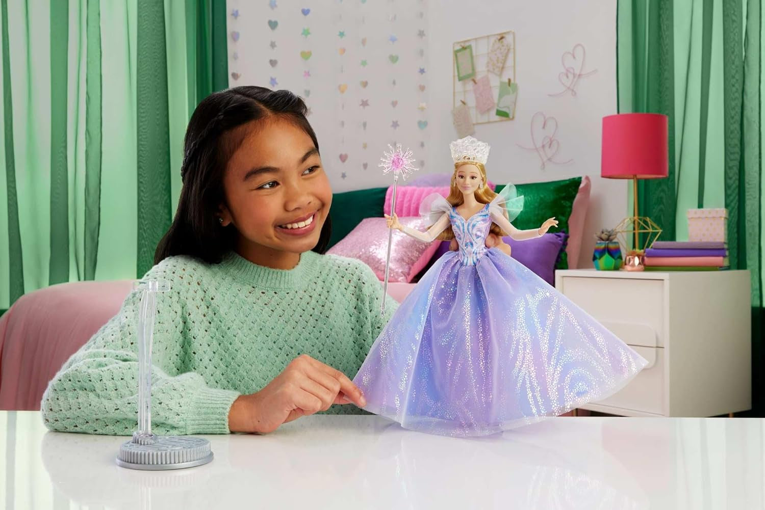 Mattel Wicked: for Good von Universal Pictures Glinda Deluxe-Modepuppe mit abnehmbarem Outfit und 3 Accessoires, vom Film inspiriert, JFM13