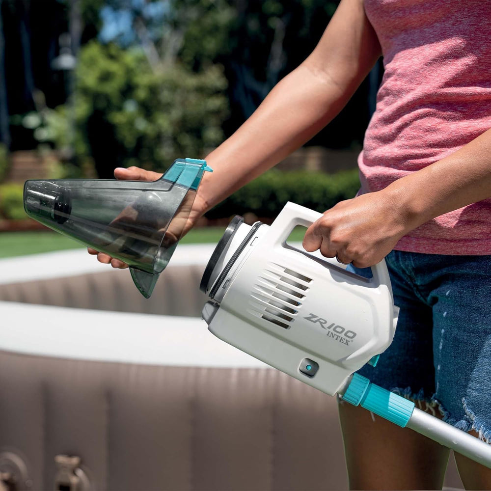 Aspirateur de piscine portable Intex ZR100, dimensions : 37 cm x 11 cm x 19 cm (28626)