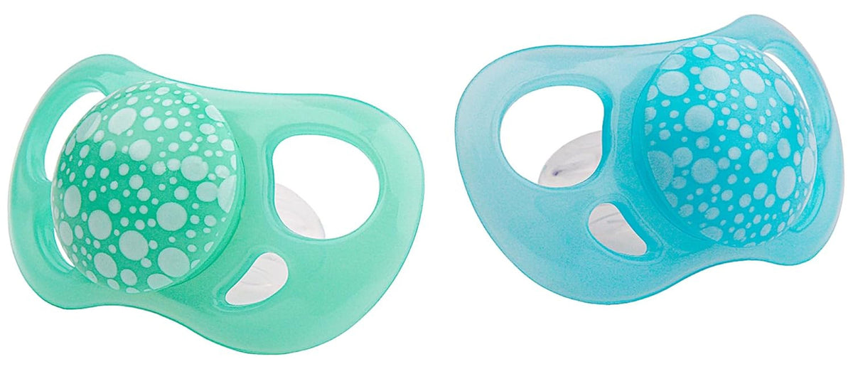 Sucettes pour bébé Twistshake – Paquet de 2 | Forme orthodontique | Ultra-léger | Tétine en silicone souple | Sans BPA | Convient aux bébés à partir de 6 mois | Bleu Vert